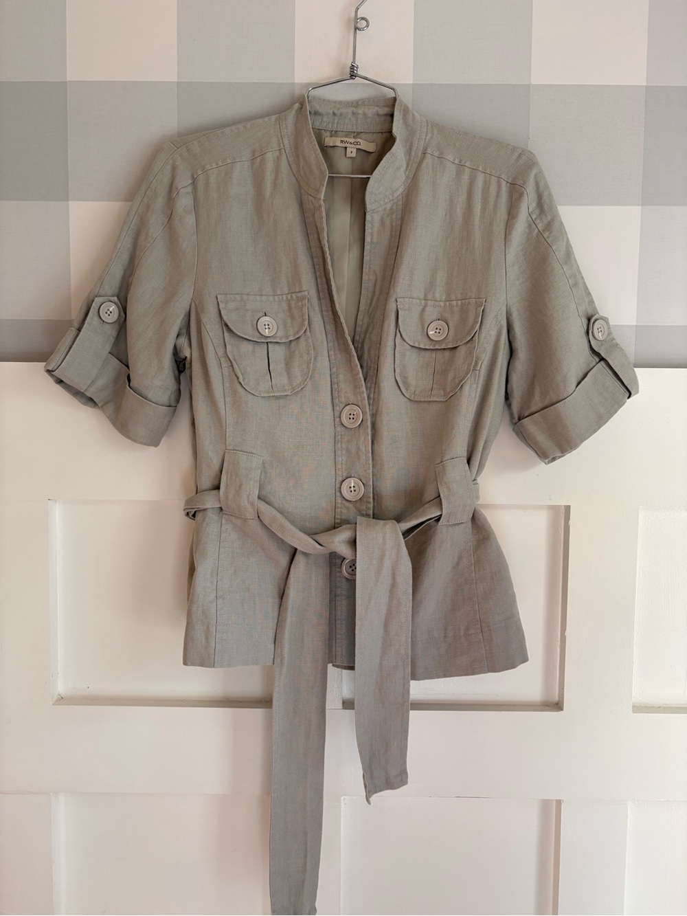 RW&CO. Beige Tie-Waist Linen Blend Top 8 - Picture 8 of 8